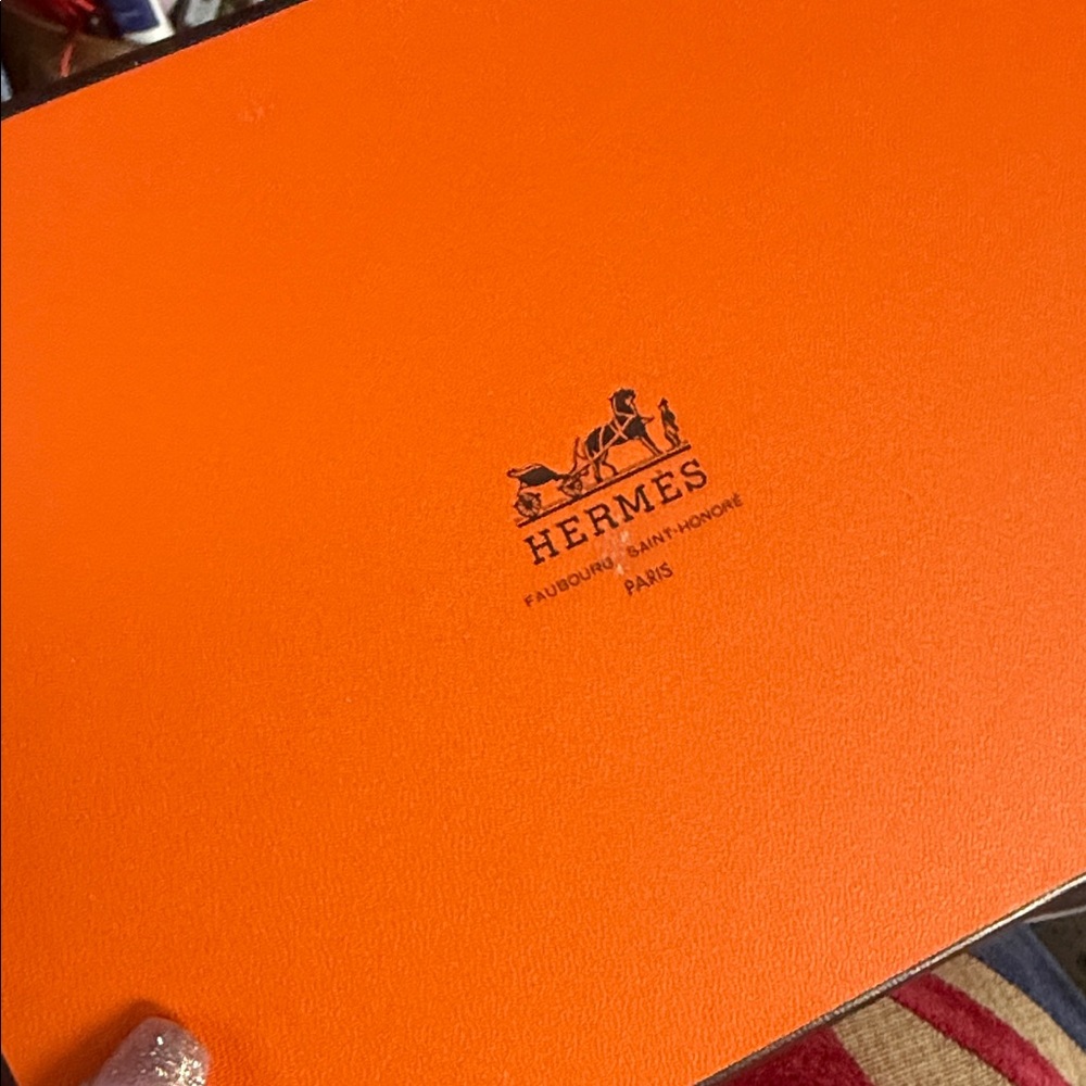 authentic Hermes agenda /planner/ calendar/wallet - Picture 16 of 16